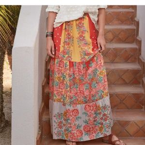 Feathers by Tolani from Sundance Size S Midi Skirt